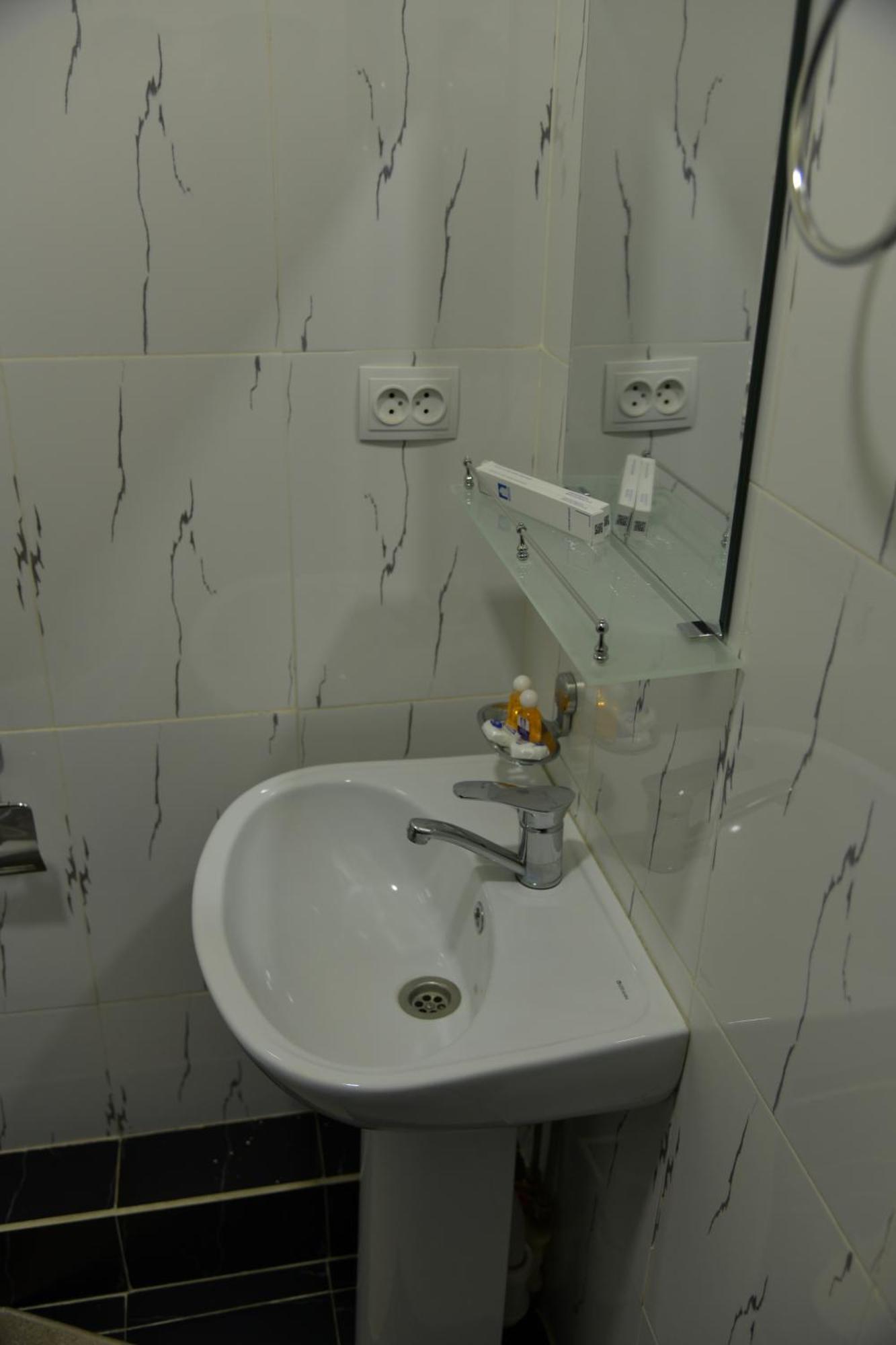 Mulberry Hotel Taszkent Zewnętrze zdjęcie